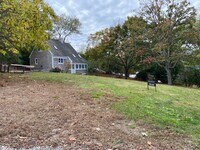 Building Photo - 26 Bernard Ln