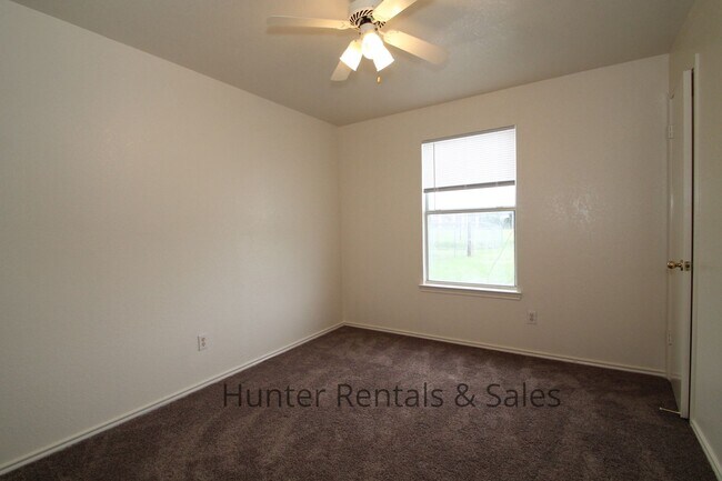 Building Photo - Spacious & Affordable Living in Northeast Killeen