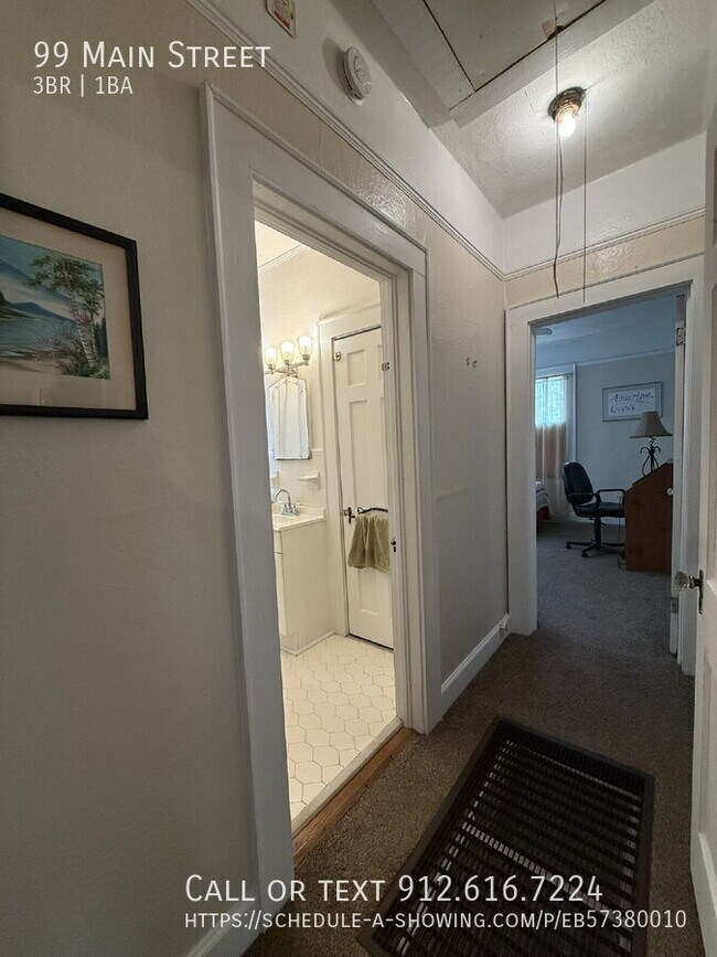 Building Photo - 99 Main St