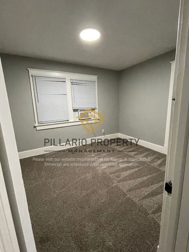 Building Photo - Newly Renovated, 3 Bedroom, 2 Bathroom Home Available NOW!