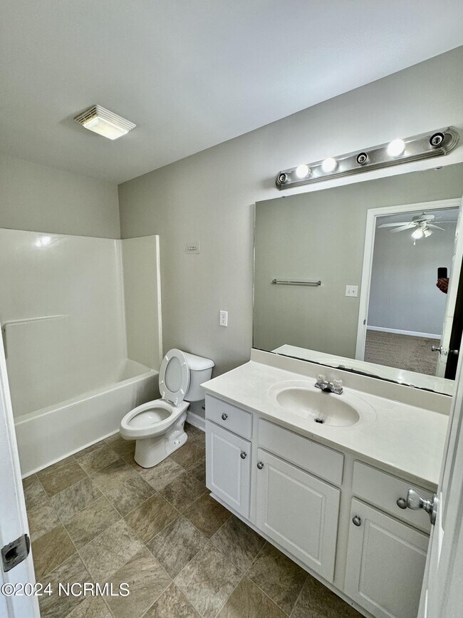 Building Photo - 4208 Brook Creek Ln