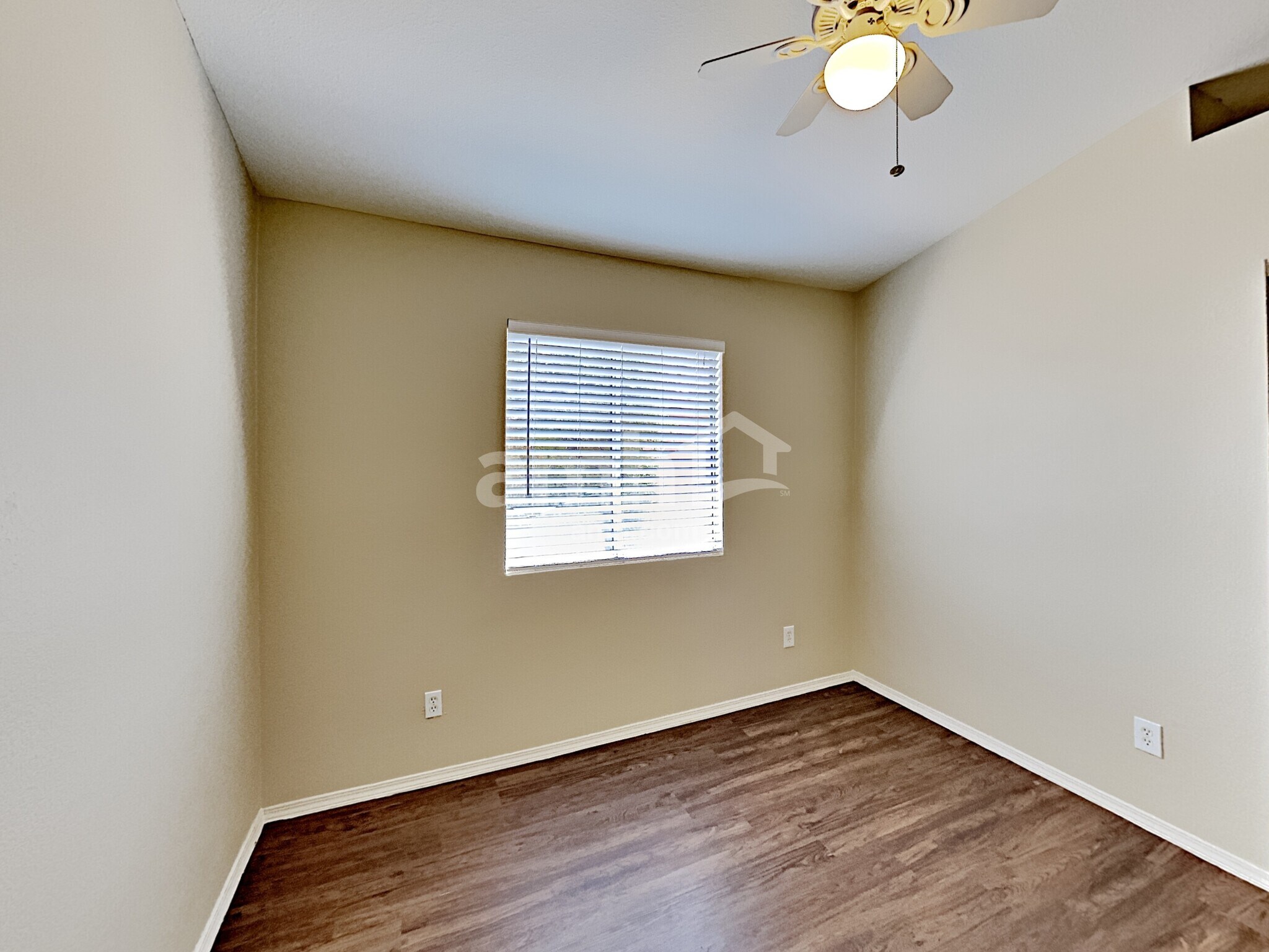 Building Photo - 7049 E Strike Eagle Way