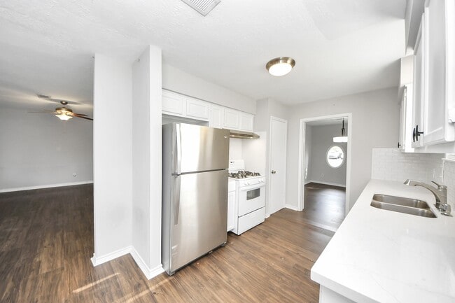 Building Photo - 15135 Chipman Ln.