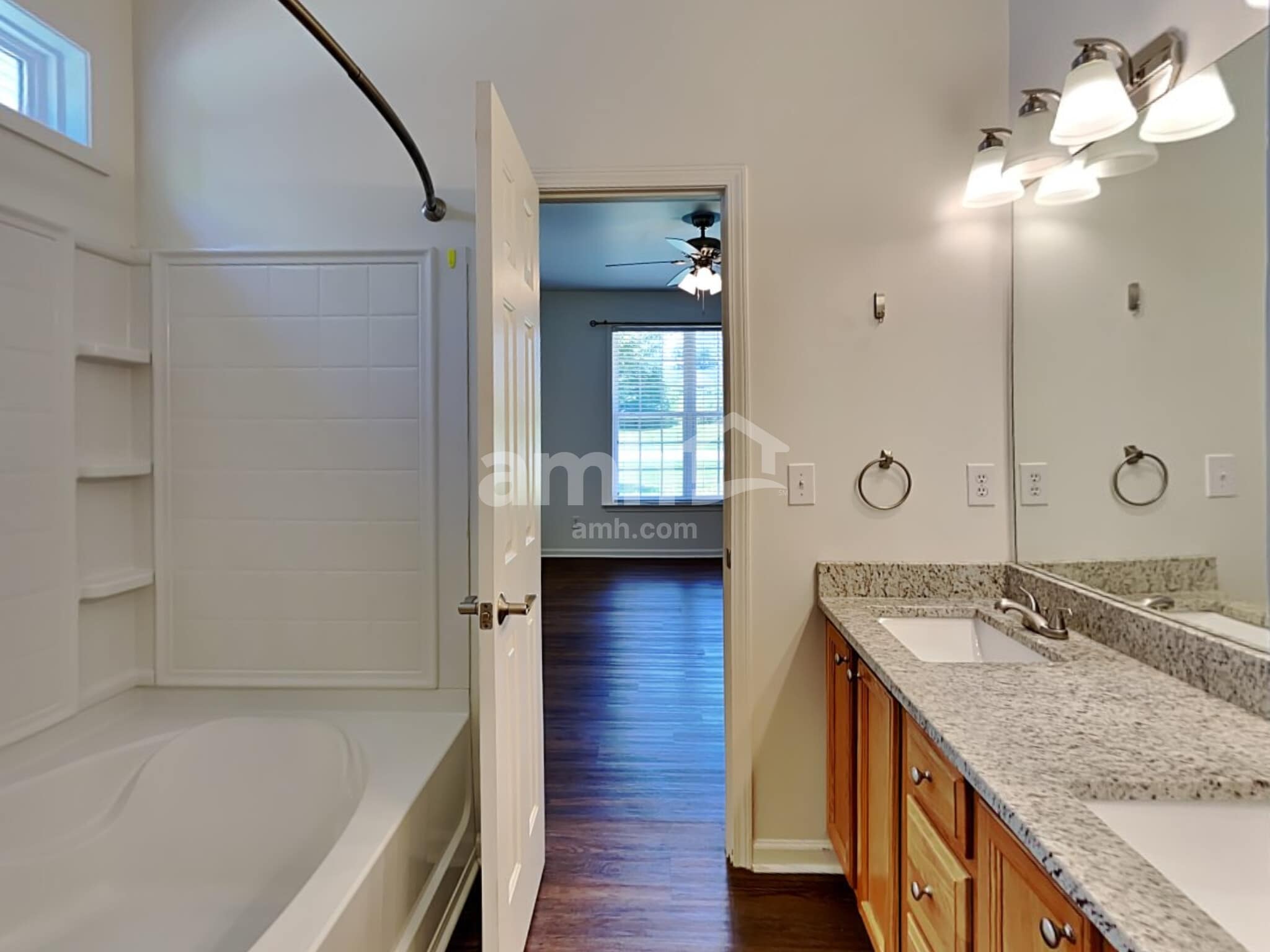 Building Photo - 145 Pearson Place