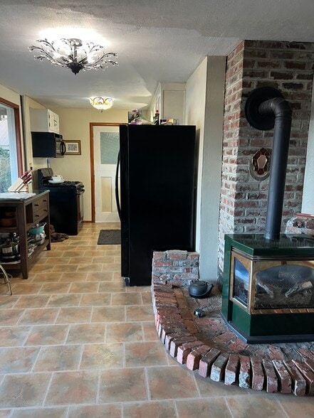 Building Photo - 6711 Sunset View Dr