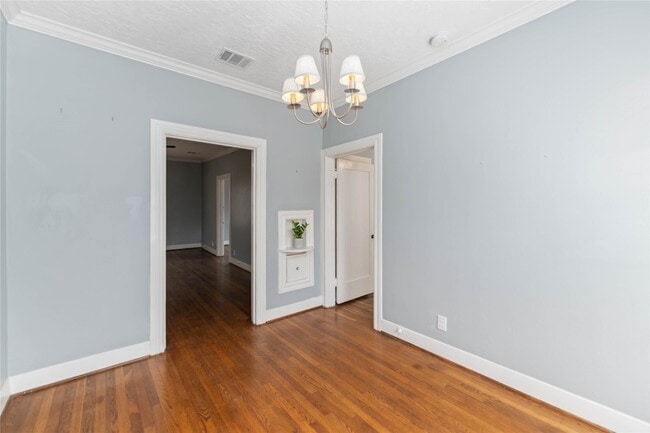 Building Photo - 1411 Kipling St