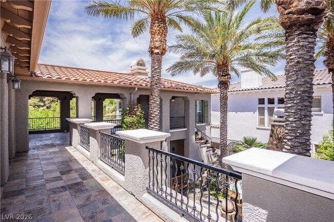 Building Photo - 12097 Oakland Hills Dr
