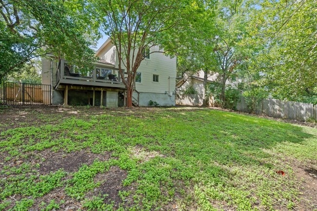 Building Photo - 3633 Peregrine Falcon Dr