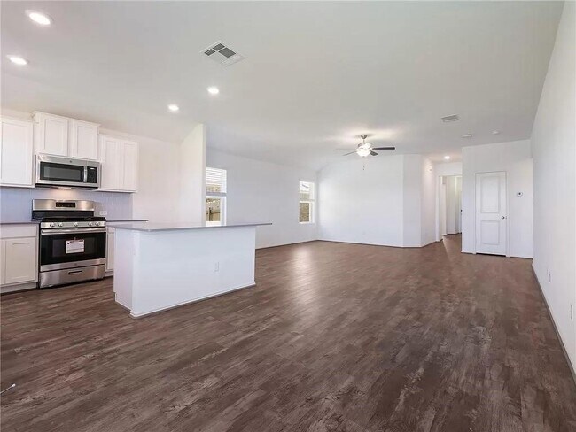 Building Photo - 112 Concho Brook Bnd