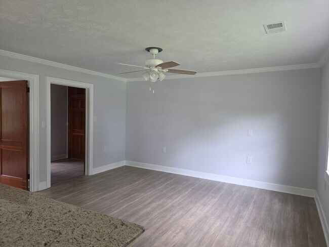 Building Photo - ROWESVILLE