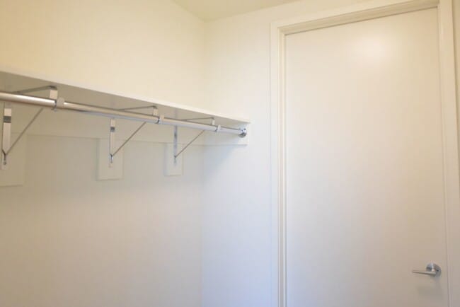 Building Photo - Brand New Luxury unit in the Heart of Downdown LA