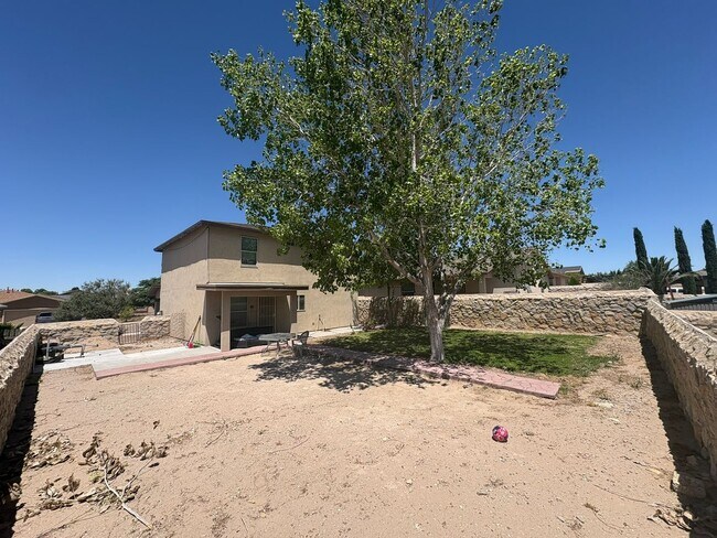 Building Photo - HOME FOR RENT IN ANTHONY TEXAS