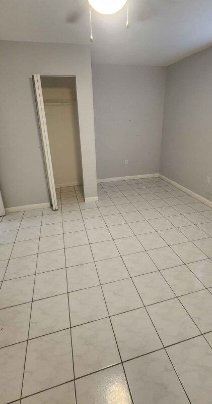 Building Photo - 460 NE 18th Ave