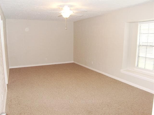 Building Photo - 6909 Darton Dr