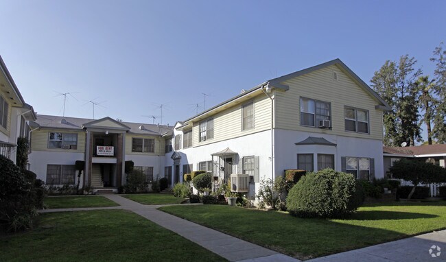 Primary Photo - Colony House