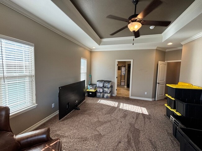 Building Photo - Stunning 5 Bedroom 3 Bathroom Home in Johnstown with Finished Basement!