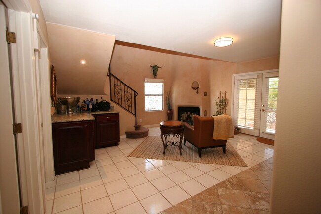Building Photo - 8620 N El Capitan Way