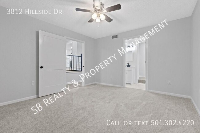 Building Photo - 3812 Hillside Dr