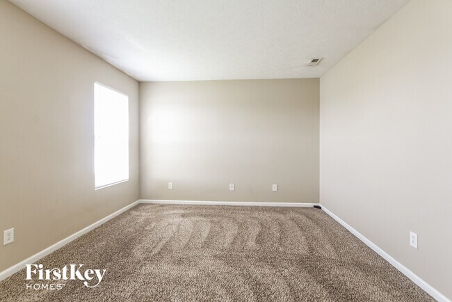 Building Photo - 4102 Tahoe Dr