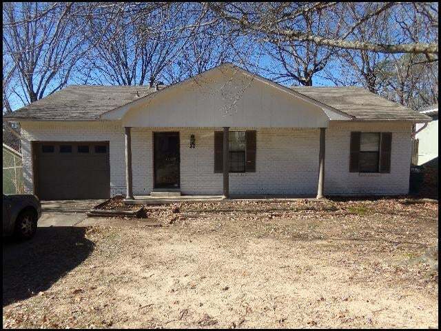 Building Photo - 35 Point W Cir