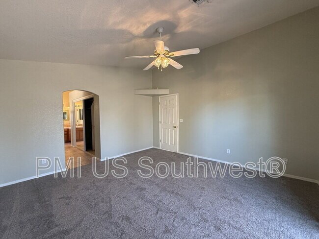 Building Photo - 4891 Santa Evinita Rd