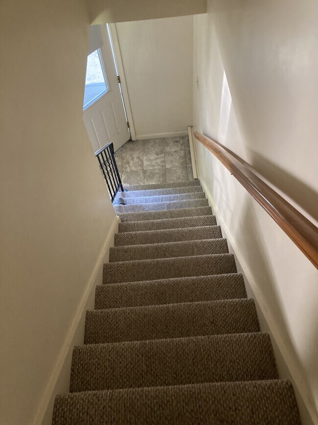 Floorplan - Cressey's Apartments
