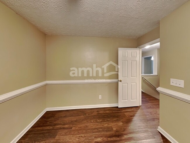 Building Photo - 315 Westminster Dr