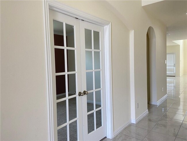 Building Photo - 21320 Hines Ln