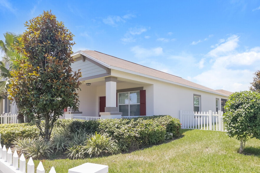 Building Photo - 8745 Park Bench Ct