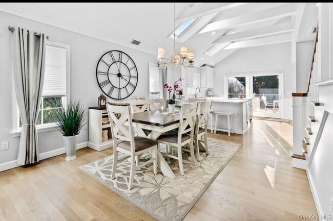 Building Photo - 5 Juniper Ln