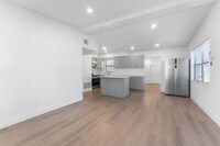 Building Photo - 5100 3rd Ave S