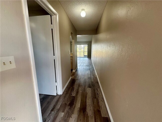 Building Photo - 829 Gleason Pkwy