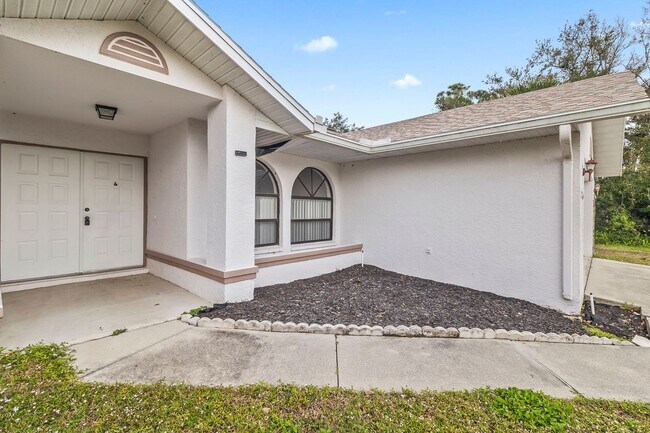 Building Photo - Annual ** 4 Bed / 3 Bath Single Family Home -- $1,950/month