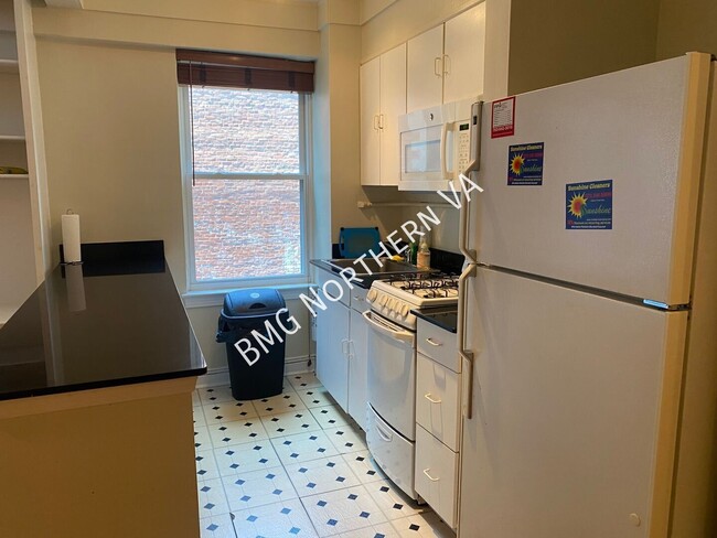 Building Photo - 2130 N St NW