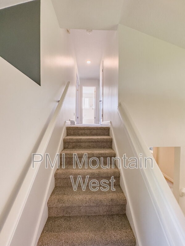 Building Photo - 607 E 1250 S