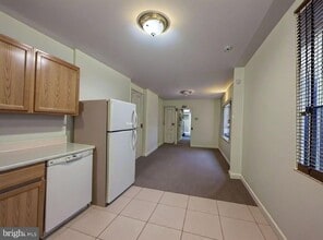 Building Photo - 2045 N Carlisle St