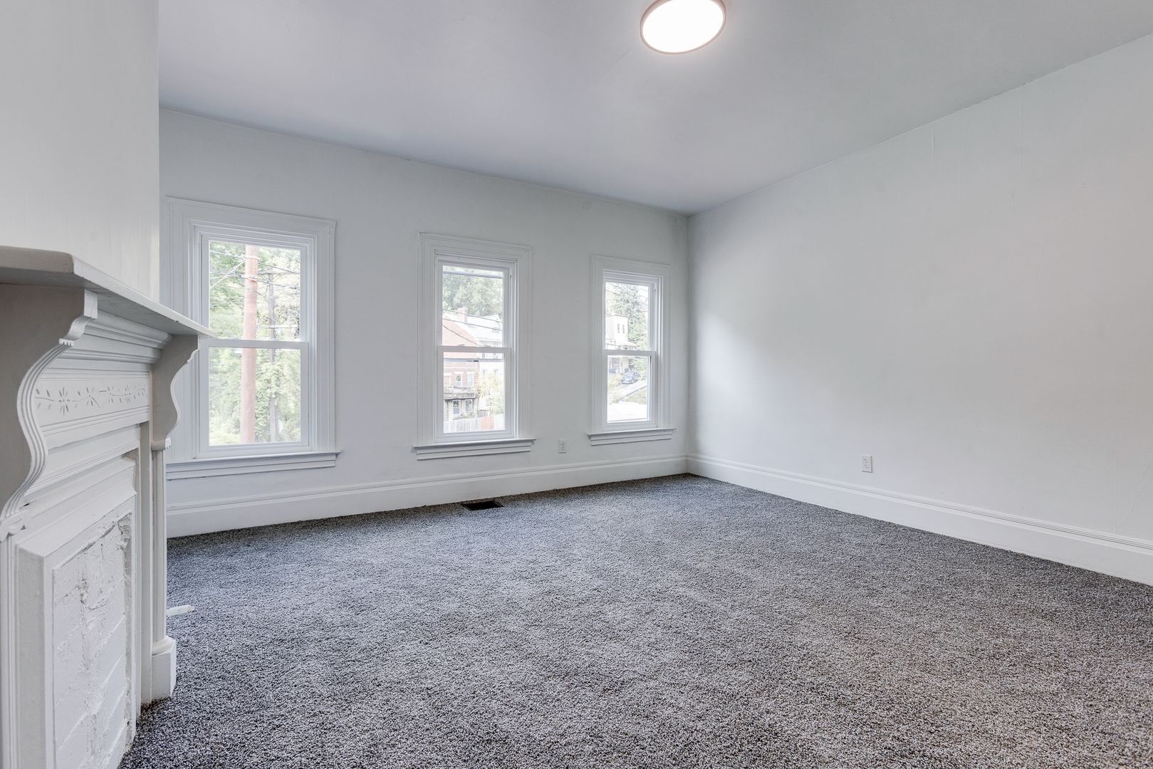 Building Photo - 2637 S 18th St