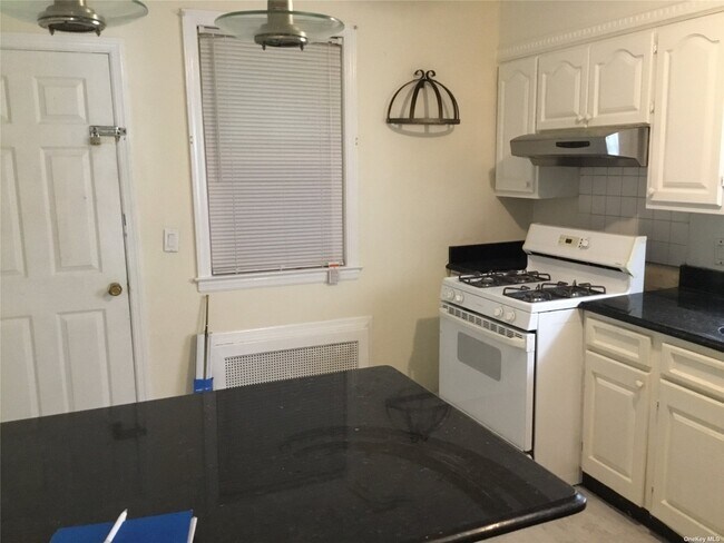 Building Photo - 23-20 Healy Ave