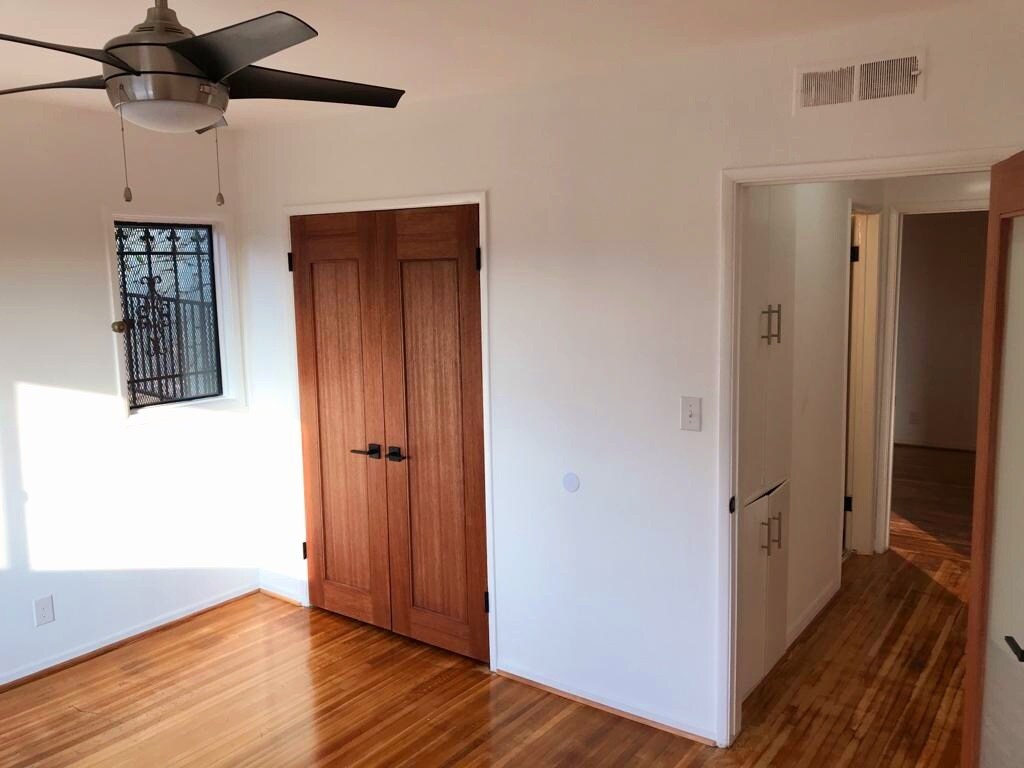 Building Photo - 4425 Maplewood Ave