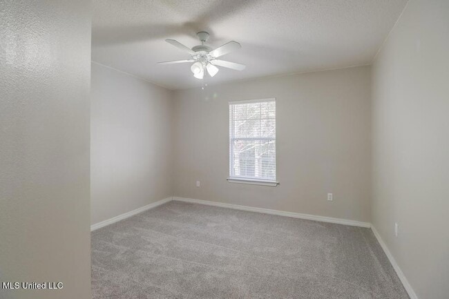 Building Photo - 14886 E Shadow Creek Dr