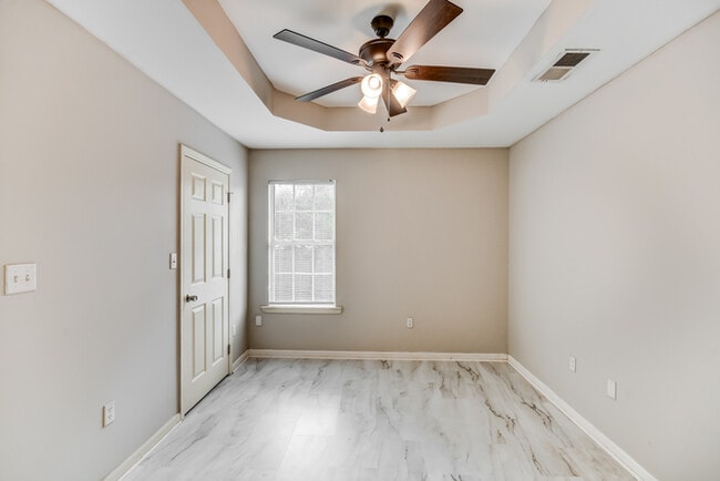 Building Photo - Cute 3 Bedroom Cottage in Calera, AL