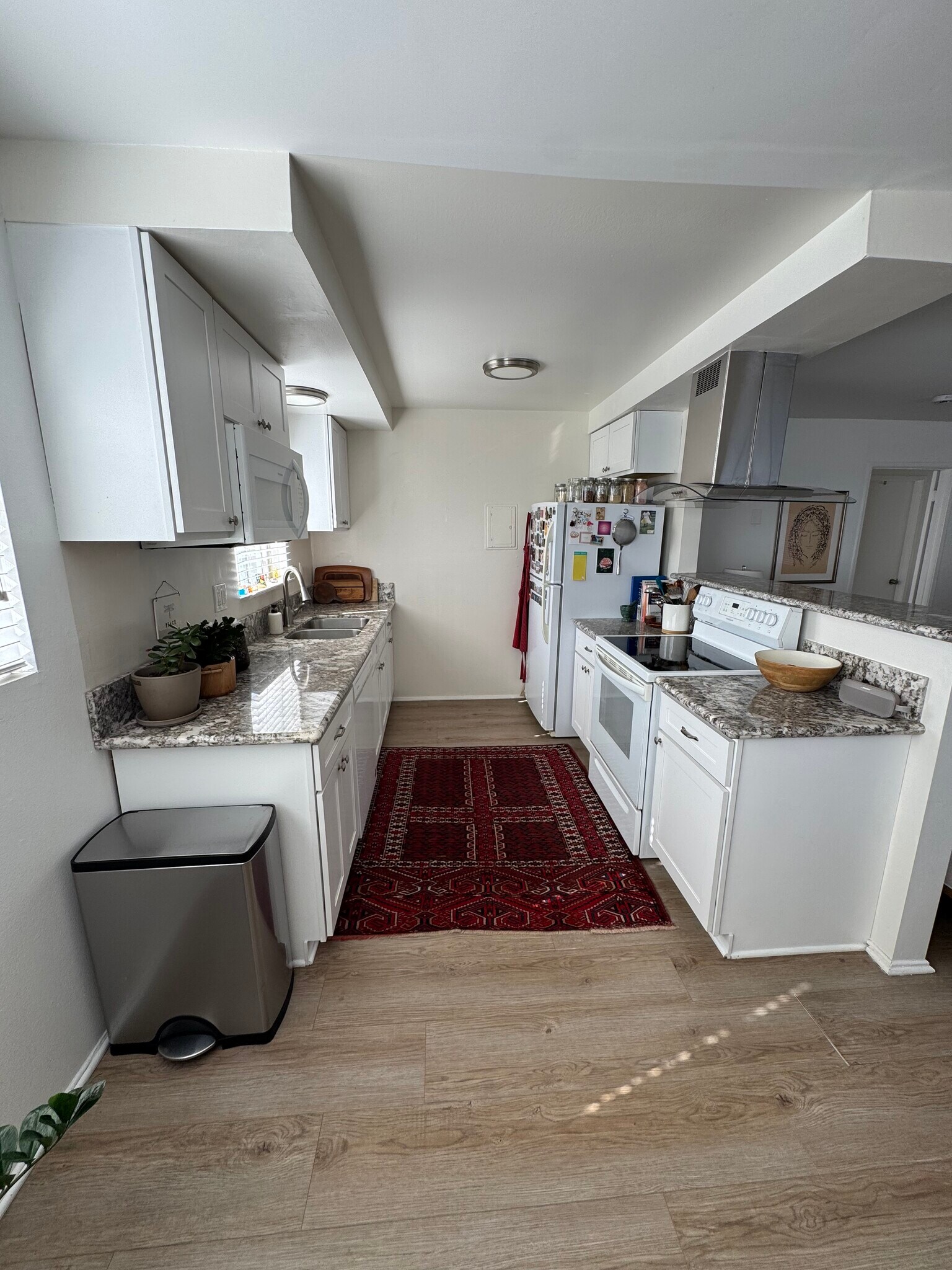 Building Photo - 1322 Amethyst St