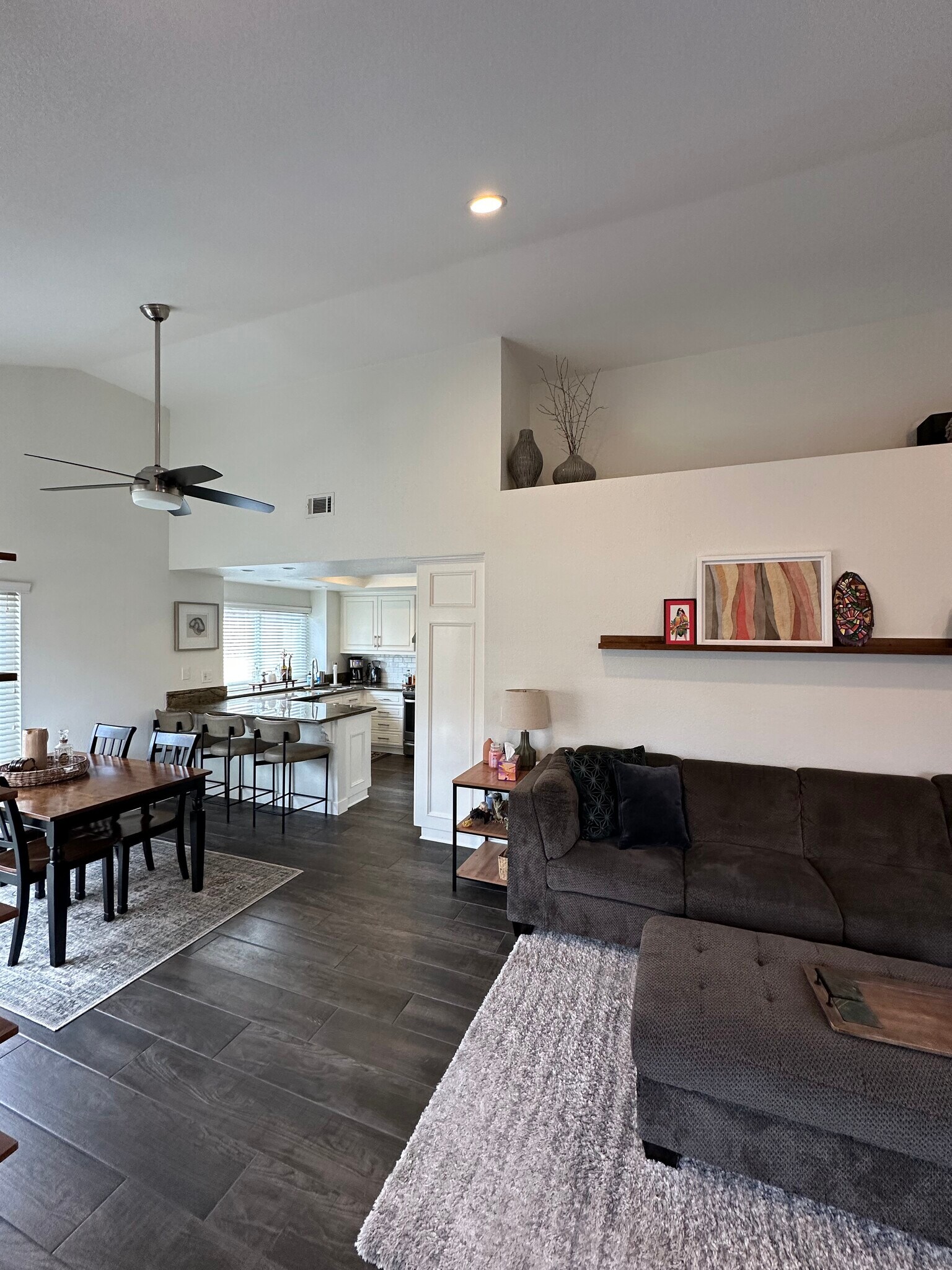 Building Photo - 12411 Silkleaf Ave