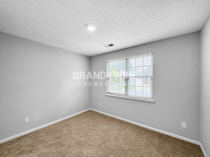 Building Photo - 4154 Whitney Pl NW