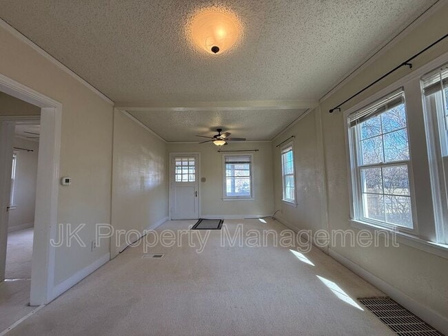 Building Photo - 2716 Central Ave