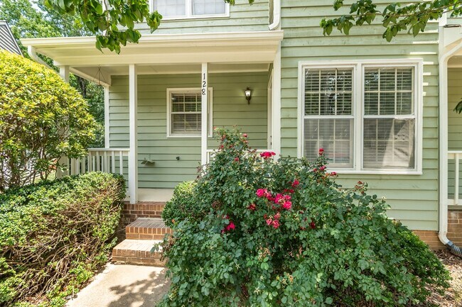 Building Photo - 128 Shady Spring Pl