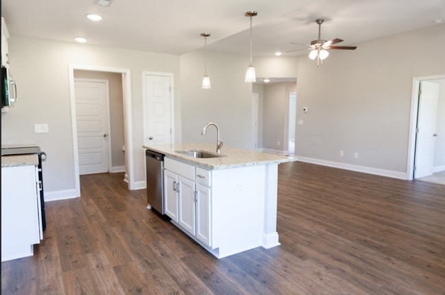 Building Photo - 480 Ayden Ln