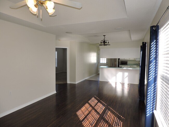 Building Photo - Easy access to shopping, interstate & Navy Federal complex!