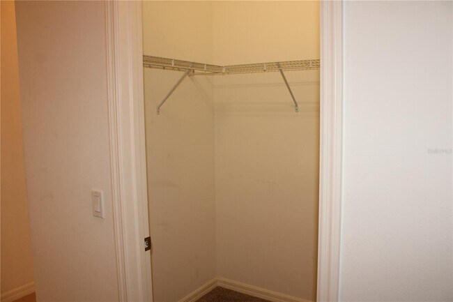 Building Photo - 629 Rosemary Cir