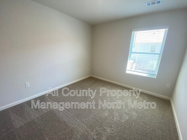 Building Photo - 3091 Greyton Dr